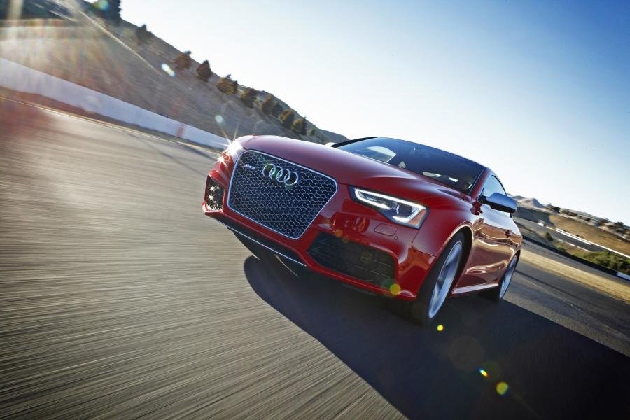  Audi RS5 Coupe 2012 года  (NA) (фото 9 из 104)